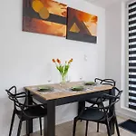 Piastow Comfy With Balcony & Office In By Renters *