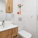 Piastow Comfy With Balcony & Office In By Renters كاتوفيتسه