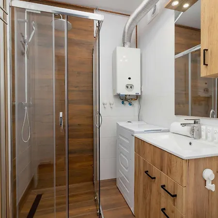 Piastow Comfy With Balcony & Office In By Renters Апартаменти Катовіце