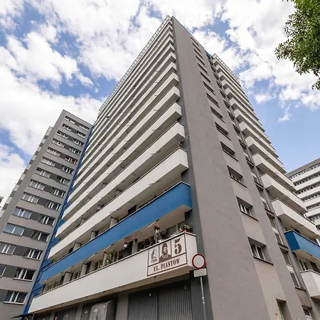 Apartment Piastow Comfy With Balcony & Office In By Renters Kattowitz