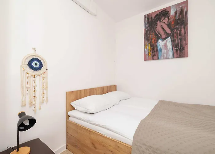 Piastow Comfy With Balcony & Office In By Renters Apartment Kattowitz